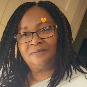 Meet your Posher, Sharon